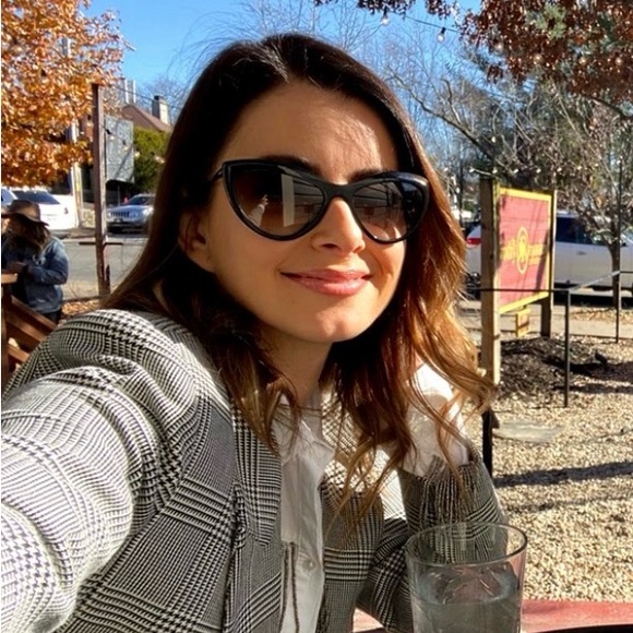 Stylish Black Cat-Eye Sunglasses